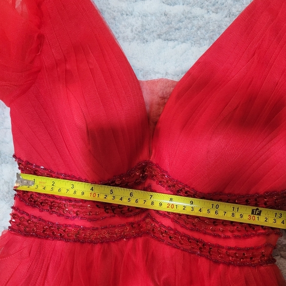 Elegant Red Long Sleeve Dress - Picture 14 of 16